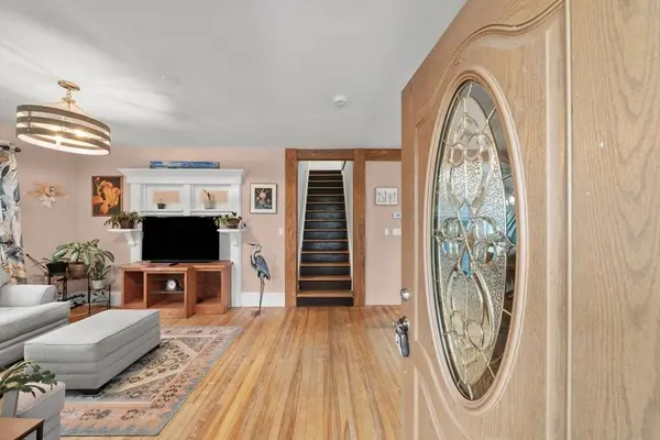 5 Breck St, Worcester, MA 01605