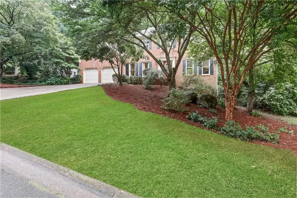 2405 Woodbridge DR, Marietta, GA 30066