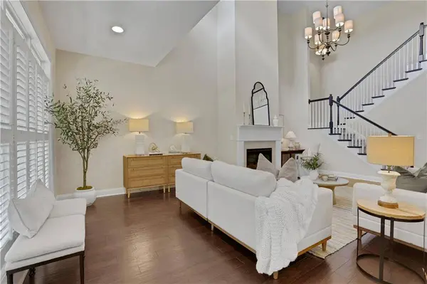 115 Independence WAY, Roswell, GA 30075
