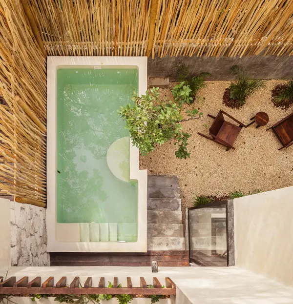 Afra Tulum, Region 15,