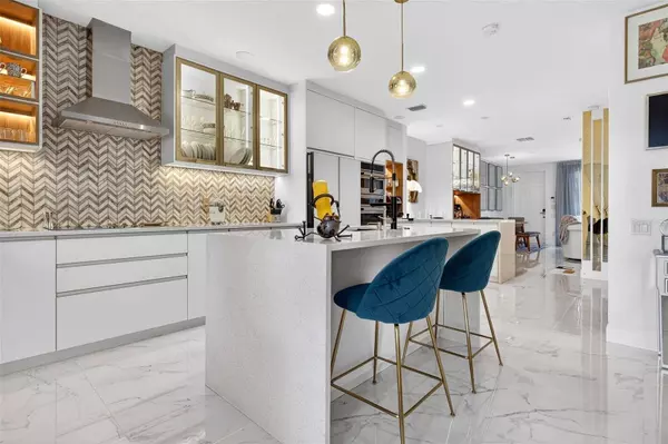 11963 JAMES BAY DR, Orlando, FL 32827