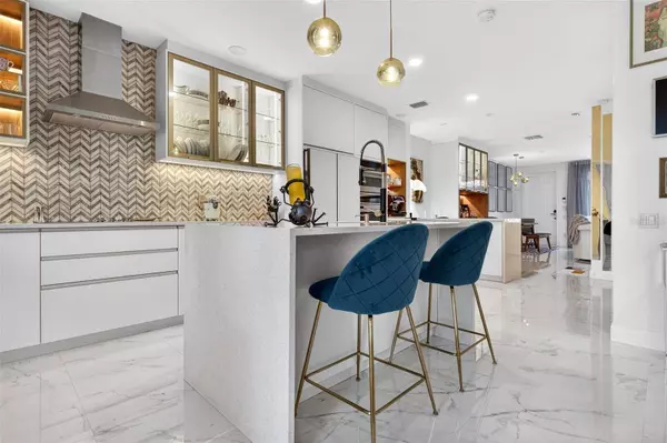 11963 JAMES BAY DR, Orlando, FL 32827