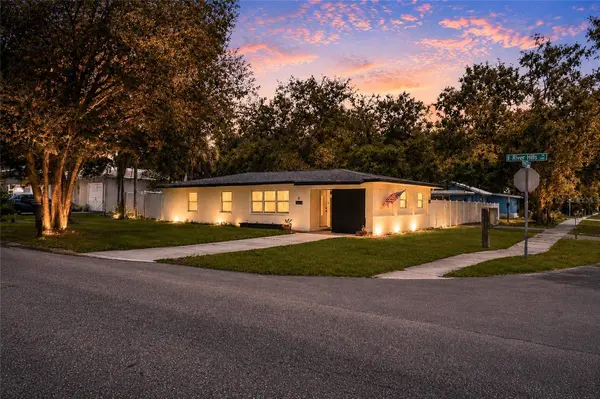 4015 RIVER HILLS DR, Tampa, FL 33617