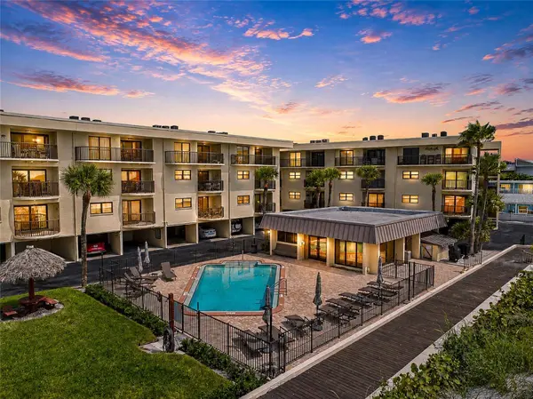 3500 GULF BLVD #204, Belleair Beach, FL 33786