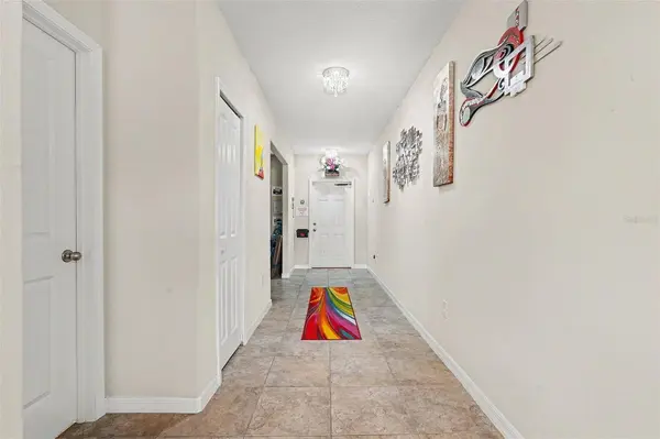 17206 WHITE MANGROVE DR, Wimauma, FL 33598