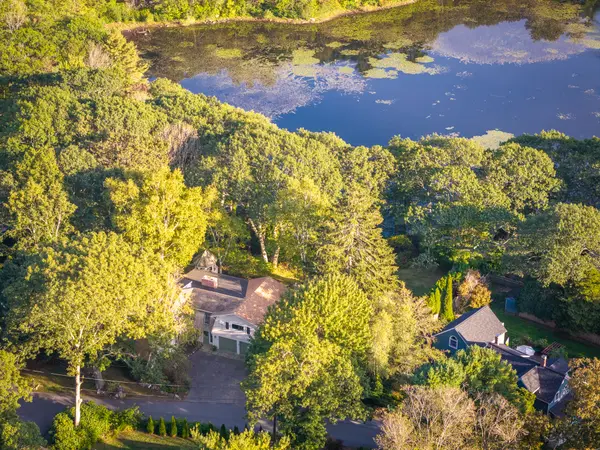 45 Englewood Rd, Gloucester, MA 01930-5234