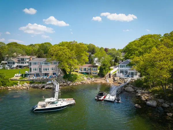 16 Tidal Cove Way, Gloucester, MA 01930-6402