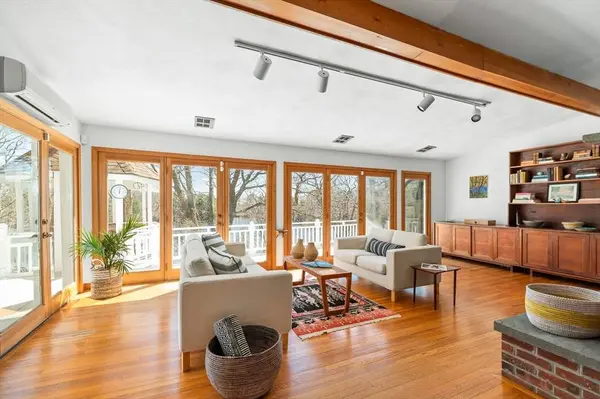 45 & 43 Englewood Rd, Gloucester, MA 01930