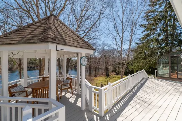 45 & 43 Englewood Rd, Gloucester, MA 01930