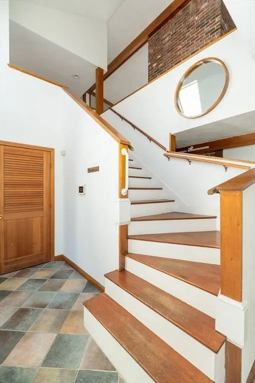 45 & 43 Englewood Rd, Gloucester, MA 01930