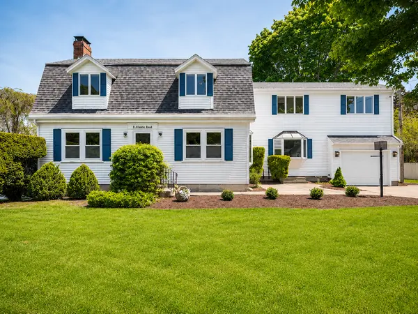 8 Atlantic Rd, Gloucester, MA 01930-3206