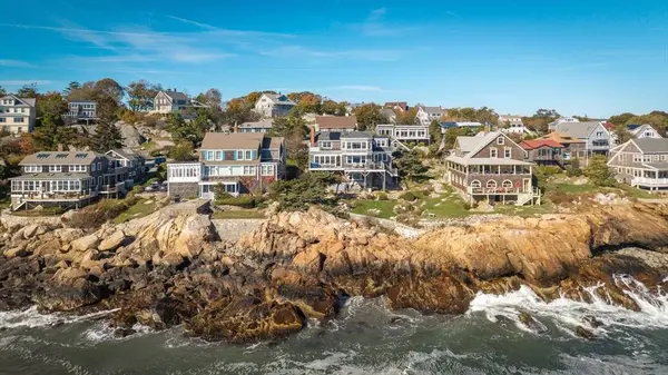 25 Salt Island Rd, Gloucester, MA 01930