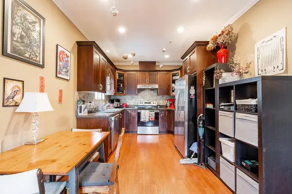 2849 Lakewood DR, Vancouver, BC V5N 5P8