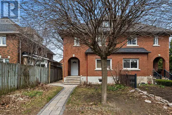 7 INGLEWOOD PLACE, Ottawa, ON K1Y4C2