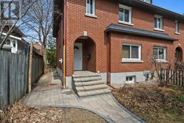 7 INGLEWOOD PLACE, Ottawa, ON K1Y4C2