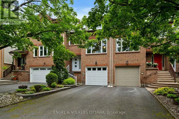 44 DUNBARTON COURT, Ottawa, ON K1K4L4