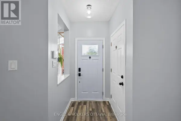 1121 ROCKY HARBOUR CRESCENT, Ottawa, ON K1V1V4