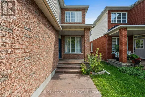 1121 ROCKY HARBOUR CRESCENT, Ottawa, ON K1V1V4