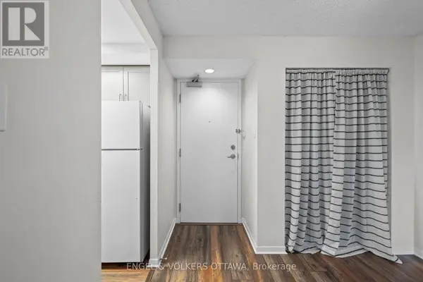 45 Holland AVE #318, Ottawa, ON K1Y4S3