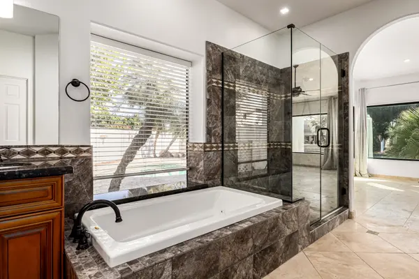 1441 West Bahia Court, Gilbert, AZ 85233