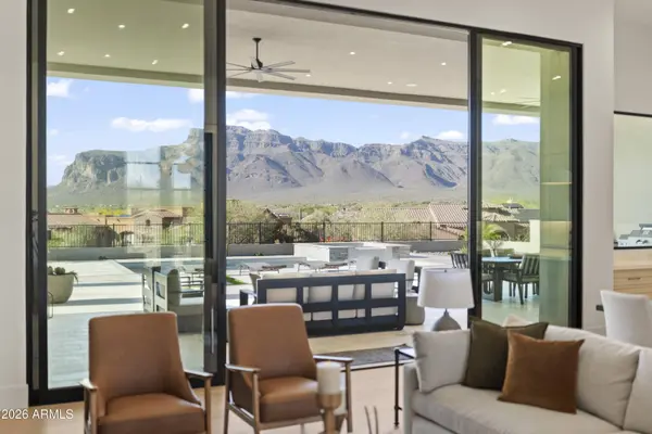 3897 S SUMMIT Trail, Gold Canyon, AZ 85118