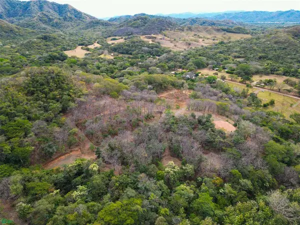 Vistas de Santa Rosa, Santa Cruz, 50301