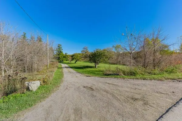 1373 Edworthy Side Road, North Dumfries, ON N1R 5S5