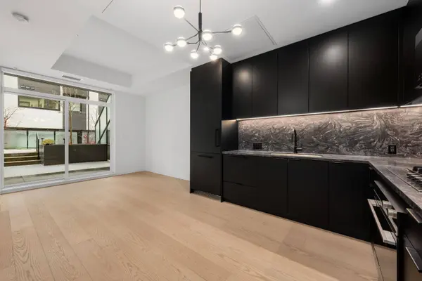 650 E 2nd ST #122, North Vancouver, BC V7L 1E3