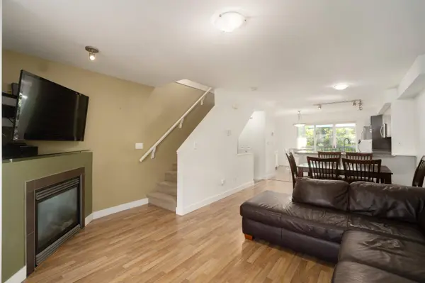 19448 68 AVE #27, Surrey, BC V4N 5V5