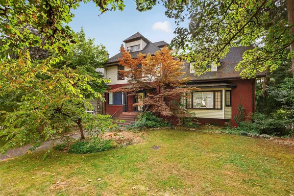 118 Queens AVE
