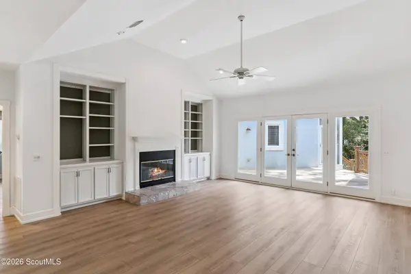 400 Vassar Point DR, St. Simons Island, GA 31522
