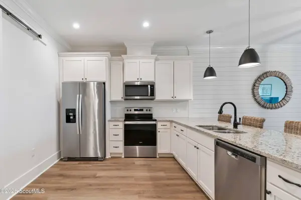 33 Harbor RD, Jekyll Island, GA 31527