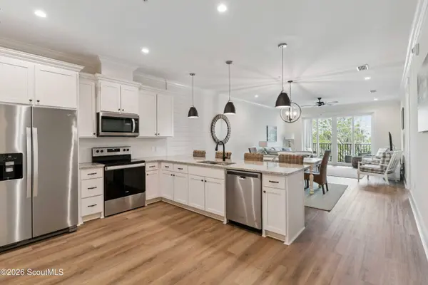 33 Harbor RD, Jekyll Island, GA 31527