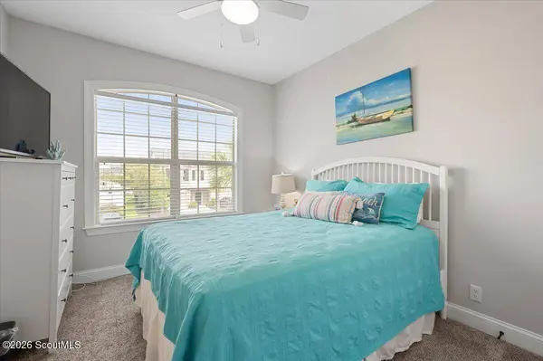 404 Mariners CIR, St. Simons Island, GA 31522