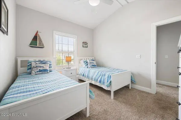 404 Mariners CIR, St. Simons Island, GA 31522