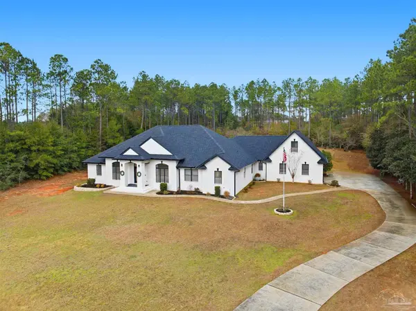 6786 Quintette Rd, Pace, FL 32571