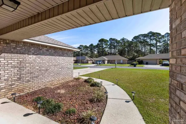 327 El Matador Trl, Pensacola, FL 32506