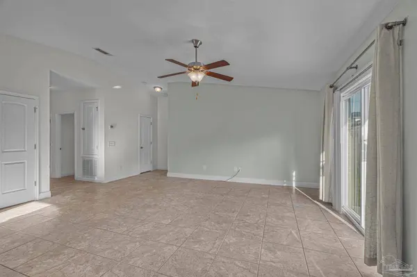 5636 Shooting Star Ct, Milton, FL 32583