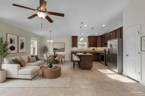 5636 Shooting Star Ct, Milton, FL 32583