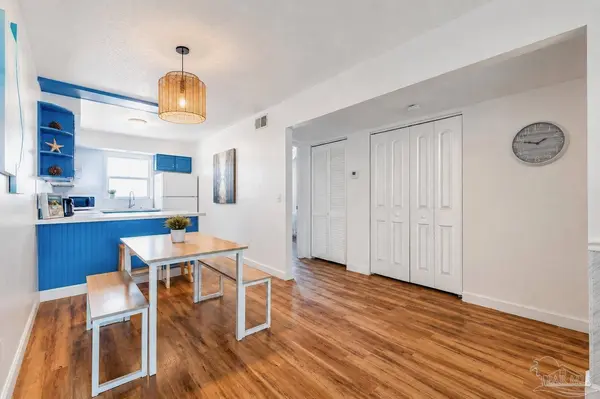 1650 Via Deluna Dr, Pensacola Beach, FL 32561