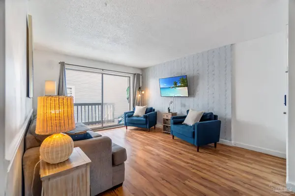 1650 Via Deluna Dr, Pensacola Beach, FL 32561