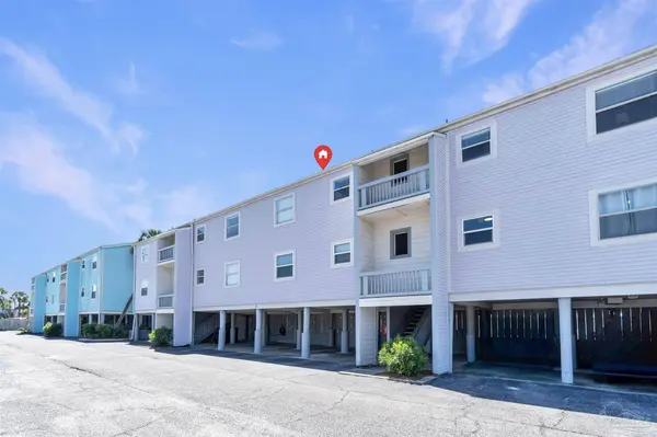 1650 Via Deluna Dr, Pensacola Beach, FL 32561