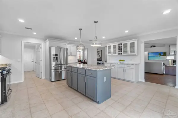 6021 Firefly Dr, Pensacola, FL 32507