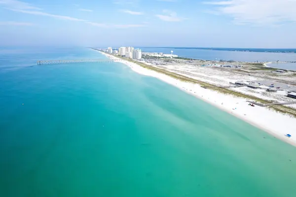 Pensacola Beach vs Navarre Beach Living: Which Coastal Lifestyle Fits You Best?,Sean Killingsworth