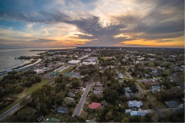 Where Locals Actually Live in Pensacola (Not Just the Places Tourists See),Sean Killingsworth