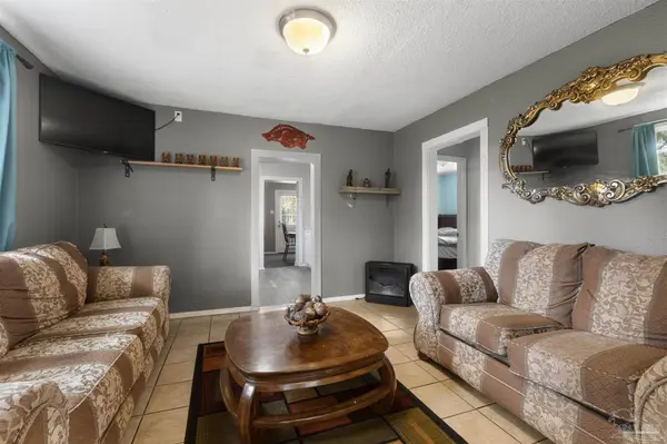 3211 N Hayne St, Pensacola, FL 32503