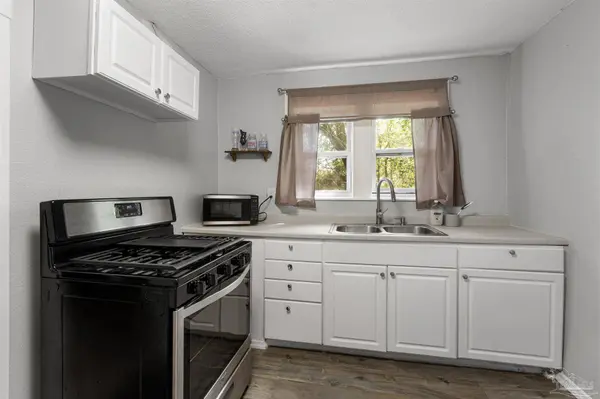 3211 N Hayne St, Pensacola, FL 32503