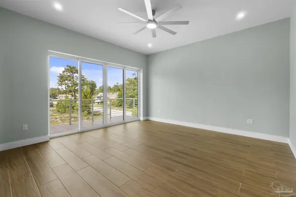 5487 Cimmeron Ct, Gulf Breeze, FL 32563