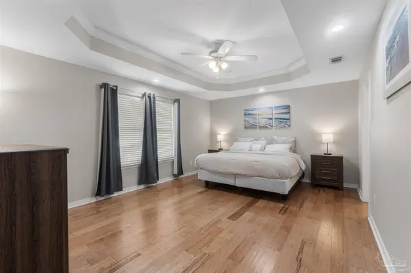 8708 Laredo St, Navarre, FL 32566
