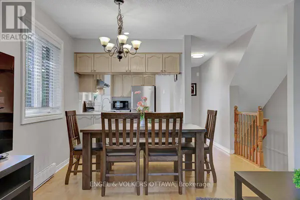 382 Briston Private #1, Ottawa, ON K1G5R2